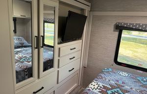 2022 Thor Motor Coach ACE 32.3