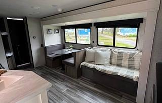 NEW 2025 Jayco Bunkhouse – Sleeps 6, Pet-Friendly