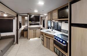 2022 Cruiser Radiance 28QD