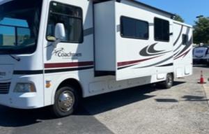2011 Coachmen RV Mirada 34BH