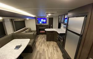 2020 Forest River RV Wildwood X-Lite 263BHXL RV rental photo 5