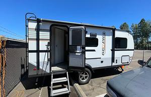 2020 Rockwood GEO Pro 19FBS RV rental photo 7