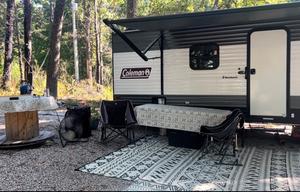 The Cozy Getaway | Easy Tow | Pup Friendly