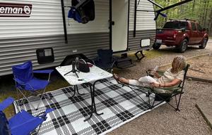 Portable Airbnb\2024 Dutchman Coleman Lantern 17B