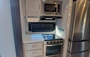 2021 Sprinter Limited 3570LFT RV rental photo 4