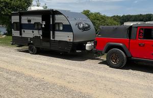 Solar powered off grid camper! Stay anywhere!