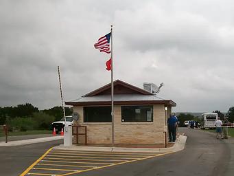 Gate house Cranes Mill Park