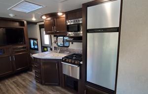 32' Jayflight Bunkhouse 32BHTS. DELIVERY ONLY
