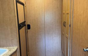 Mountain View Escape 2016 Thor ACE Coach +  Bikes