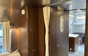 2020 Airstream RV Globetrotter 25FB