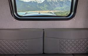 Off-Grid Geo Pro Bunkhouse Lithium lightweight