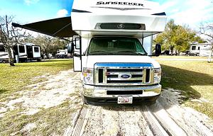 2023 Forest River RV Sunseeker Classic 3050S Ford RV rental photo 5