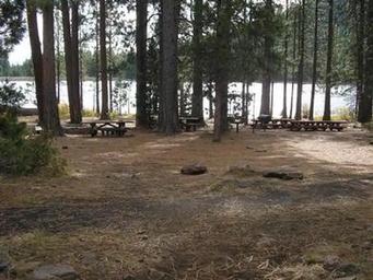 Juanita Lake Group Campsite