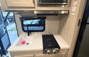 2026 Coachmen RV Catalina Summit Series 7 184BHSX RV rental photo 9