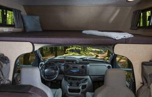 2017 Thor Motor Coach Thor Majestic RV rental photo 4