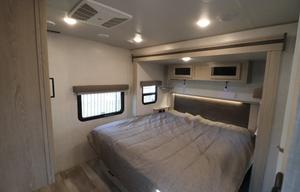 The Royal -  2021 Rockwood Signature Ultra