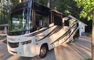 2014 Georgetown 351DSF RV rental photo 8