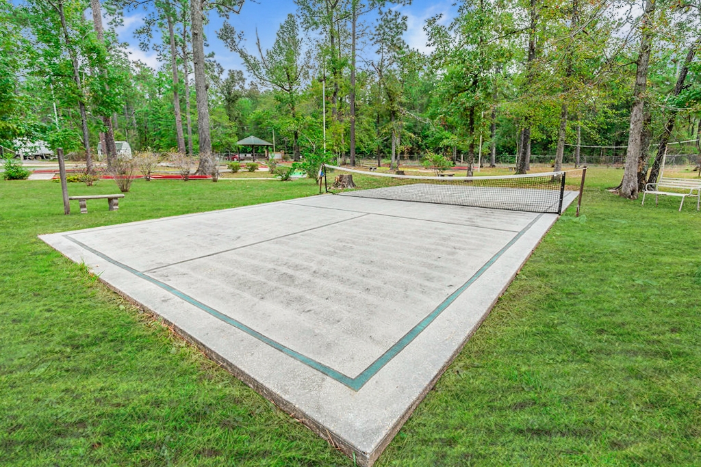 Bundick Lake Retreat & RV Park
