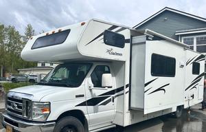 2013 Coachmen RV Freelander 29QB Ford 450