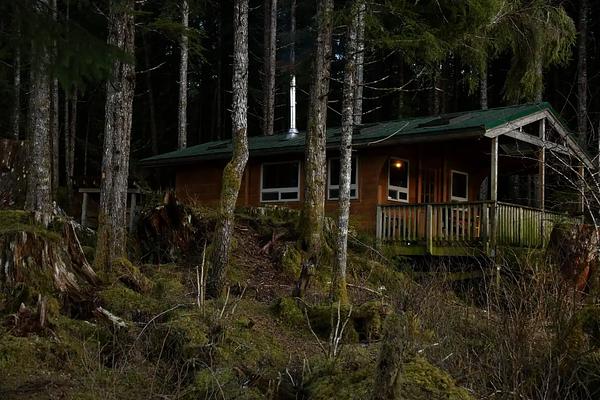 Cabin, Loop: TWELVEMILE CABIN