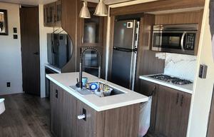 2020 Prime Time LaCrosse 3380IB 3 Slide bunkhouse