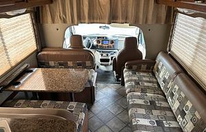 "The Chitty" 2015 Thor Chateau