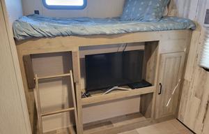 2021 Puma 31' Bunkhouse