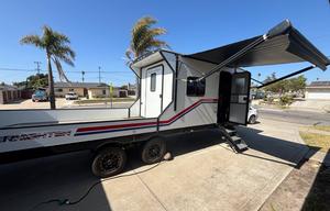 The ultimate toyhauler and day runner