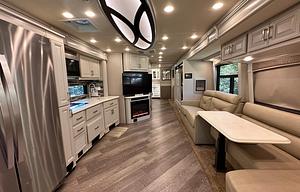 2021 Diesel, Bunks, 2 Full Baths