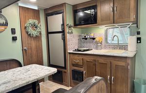 2019 Gulf Stream RV Ameri-Lite Super Lite 189DD RV rental photo 1