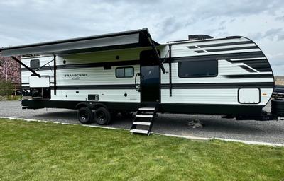 2024 Grand Design Transcend Xplor 33ft Luxury BH