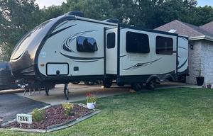 2019 Keystone RV Premier Ultra Lite 29BHPR RV rental photo 3