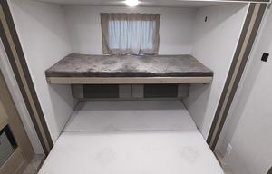 Fireside RV's FR Salem Platinum 31KQBTS Bunkhouse