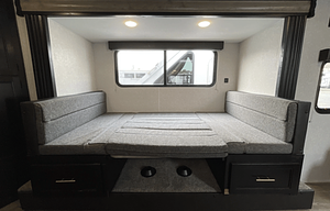 2021 Cherokee Wolf Pup Black Label 16PFBL RV rental photo 8