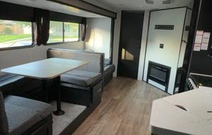 2022 Forest River RV Cherokee Grey Wolf 27DBH RV rental photo 2