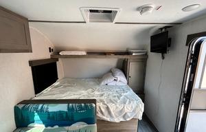 2026 Sunset Park RV Sun-Lite 21BH RV rental photo 7