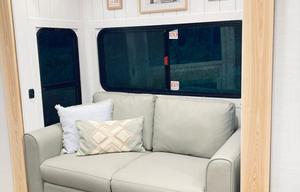 New Beautiful 2026 Alliance 5th Wheel 2 Bedrooms 1.5 Baths