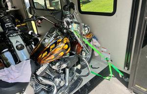 Travel Trailer / Toy Hauler / Sleeps 6 / Rear Deck