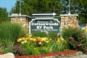 Cottonwoods RV Park