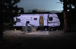Venture RV SportTrek 270VBH