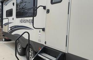 2015 Salem RV Trailer sleeps 7