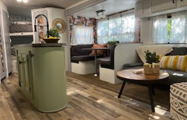 2016 Winnebago ultra lite 28BDHS