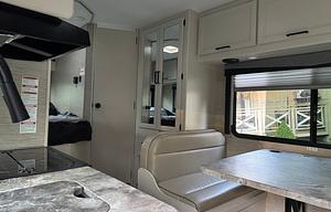 2023 Thor Motor Coach Freedom Elite 22HE