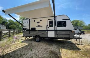 2022 Jayco Jay Flight SLX 7 184BS RV rental photo 1