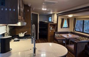 Cozy Travel Trailer Perfect for All Occasions