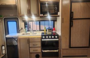2022 Coleman Thor RV rental photo 3