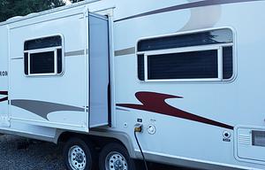 2006 KZ Sportsman Frontier