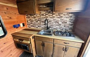 2021 Van trailer Carson Bh121