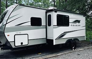 Captain Dave's Smoky Mountain Retreat (Delivery)
