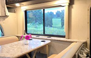 2019 Thor Motor Coach Freedom Elite 30FE Bunkhouse